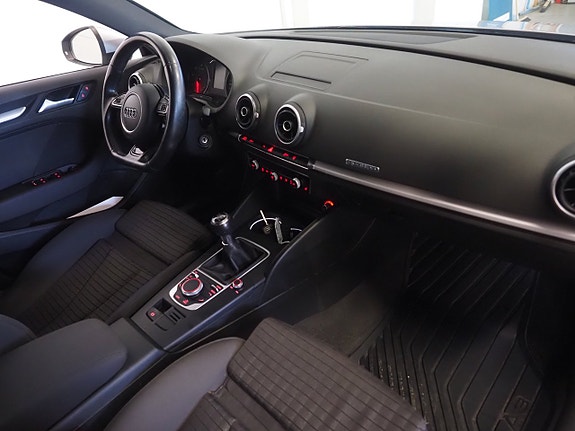 Audi A3 10 of 22