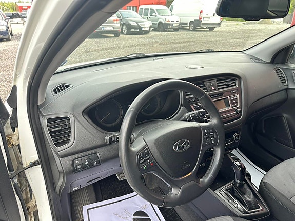 Hyundai i20 5 of 5