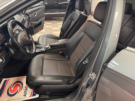 Mercedes-Benz E200 12 of 15
