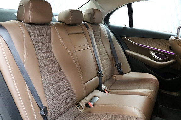 Mercedes-Benz E200 d 8 of 17