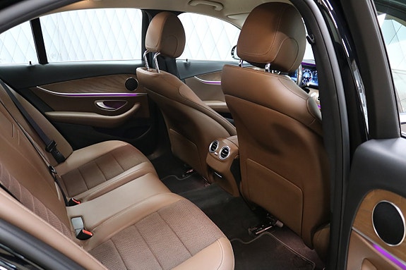 Mercedes-Benz E200 d 17 of 17