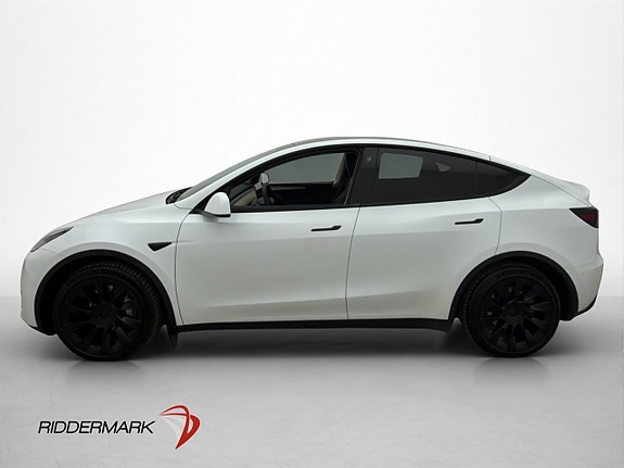 Tesla Model Y 5 of 5