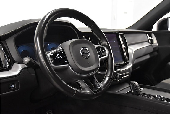 Volvo XC60 9 of 25
