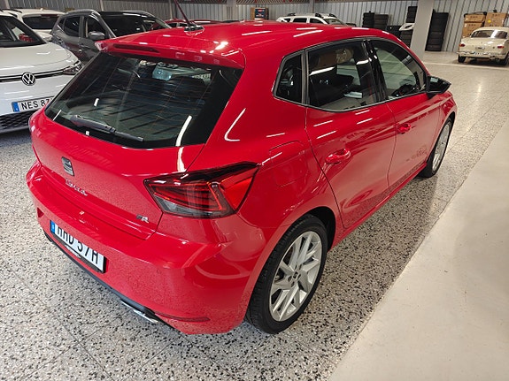 Seat Ibiza 5 of 12