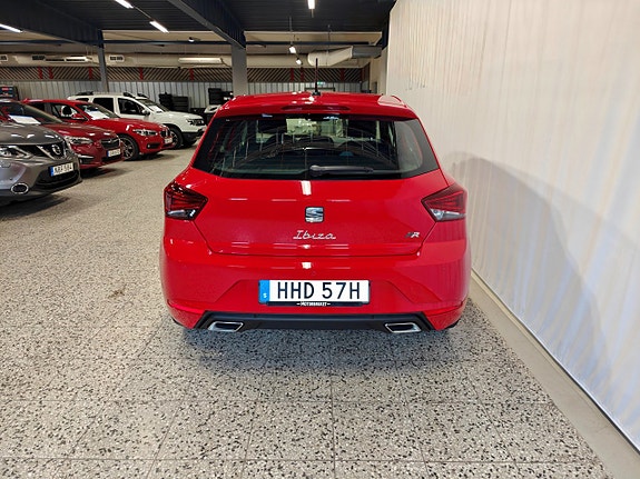 Seat Ibiza 4 of 12
