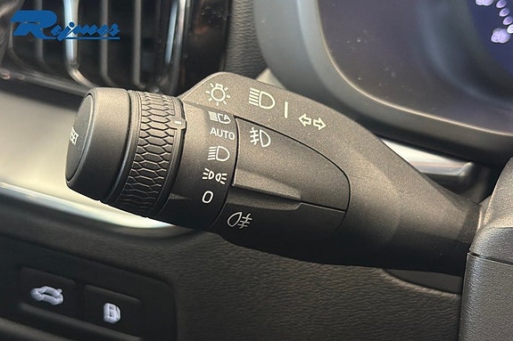 Volvo XC60 9 of 27