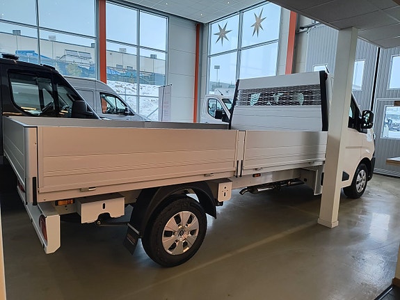 Renault Master 4 of 5