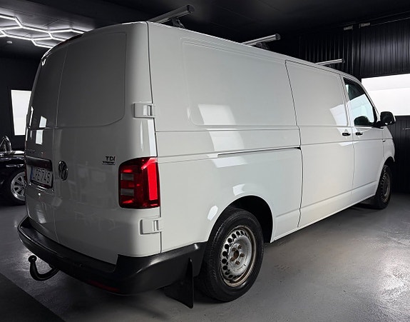 Volkswagen Transporter 4 of 5
