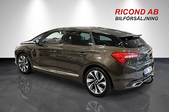 Citroen DS5 4 of 5