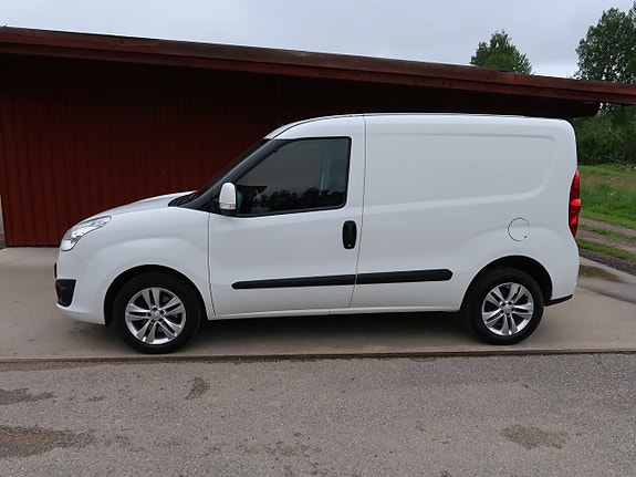 Opel Combo 7 of 13