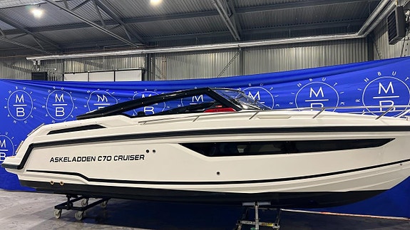 Askeladden C70 Cruiser -2023 Suzuki DF 300 APX 2026 2 of 15