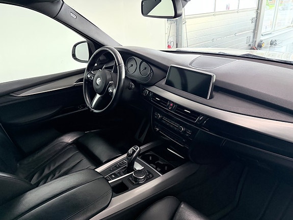 BMW X5 13 of 16