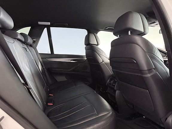 BMW X5 8 of 16