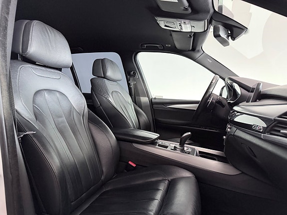 BMW X5 10 of 16