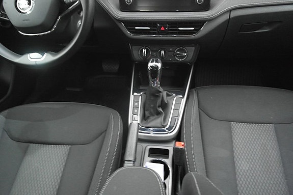 Skoda Fabia 9 of 21