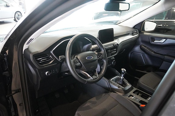 Ford Kuga 2 of 12