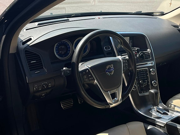 Volvo XC60 5 of 20