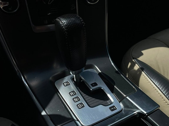 Volvo XC60 14 of 20
