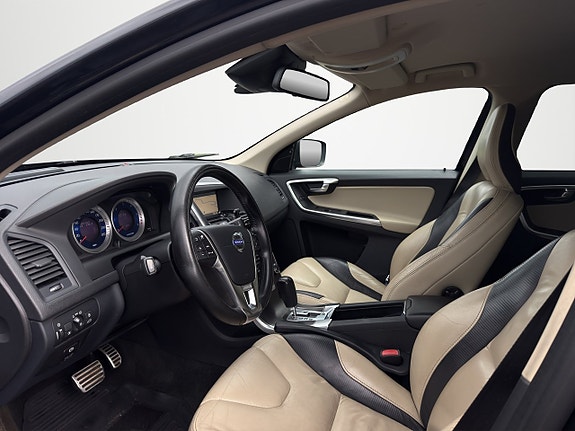 Volvo XC60 9 of 15