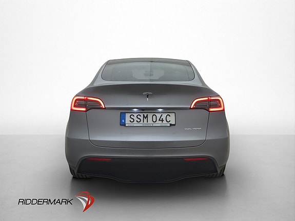 Tesla Model Y 6 of 30