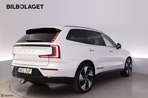 Volvo EX90 3 of 26