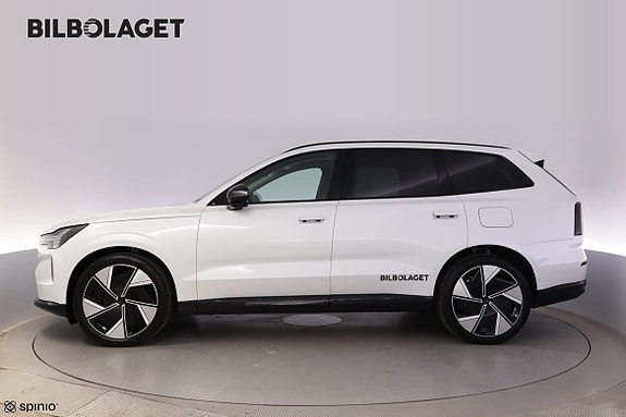 Volvo EX90 5 of 26