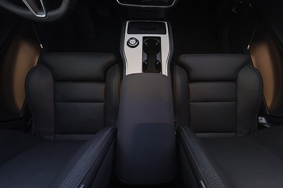 Volvo EX90 9 of 26