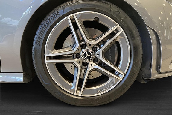 Mercedes-Benz CLA200 6 of 16