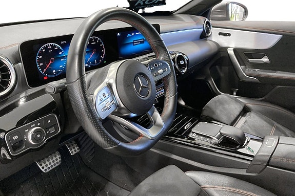 Mercedes-Benz CLA200 7 of 16