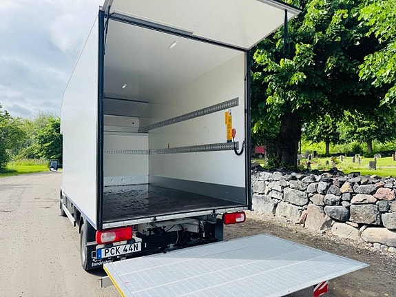 Volkswagen Crafter 50 Bakgavellyft Lastvikt: 1825 kg 11 of 12