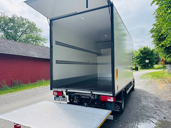 Volkswagen Crafter 50 Bakgavellyft Lastvikt: 1825 kg 10 of 12