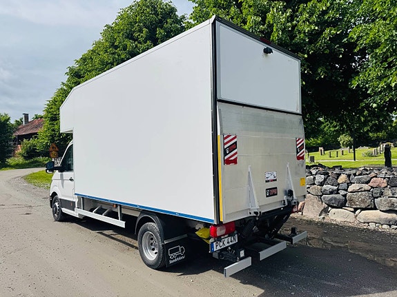 Volkswagen Crafter 50 Bakgavellyft Lastvikt: 1825 kg 3 of 5
