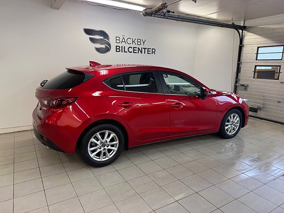 Mazda 3 5 of 5