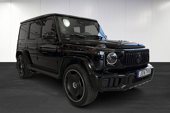 Mercedes-Benz G63 2 of 21