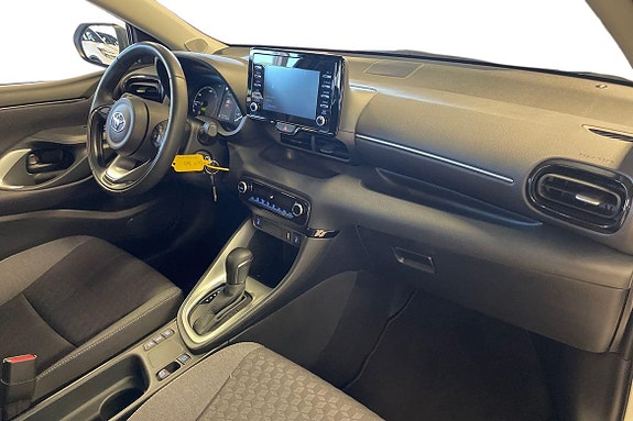 Toyota Yaris 7 of 20