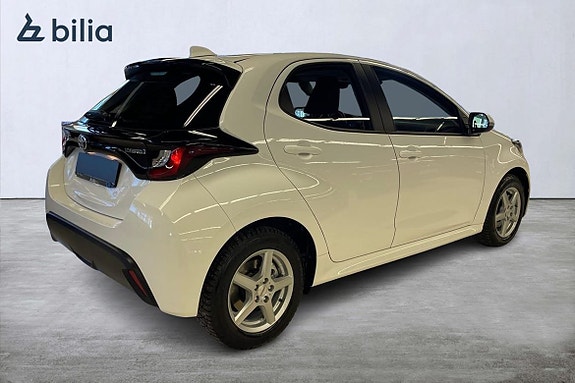 Toyota Yaris 18 of 20