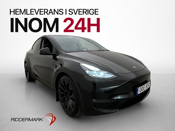 Tesla Model Y 4 of 5