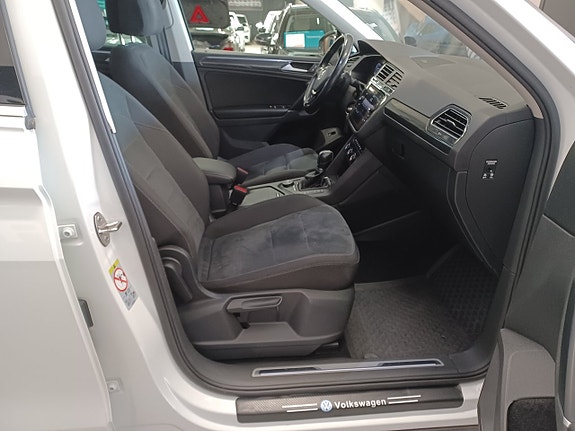 Volkswagen Tiguan 8 of 18