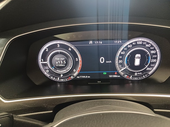 Volkswagen Tiguan 15 of 18