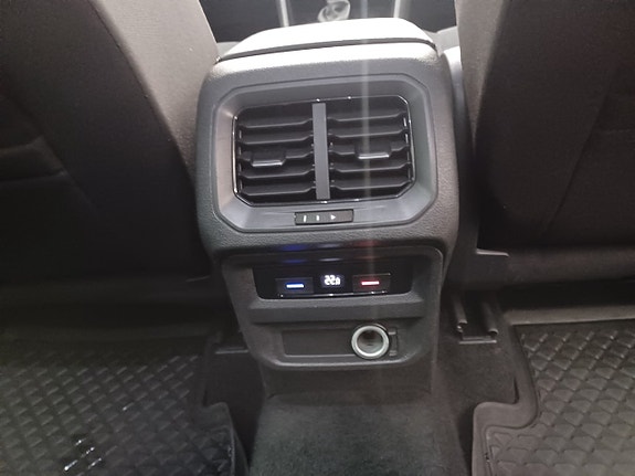 Volkswagen Tiguan 11 of 18
