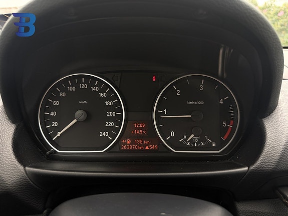 BMW 118d 10 of 13