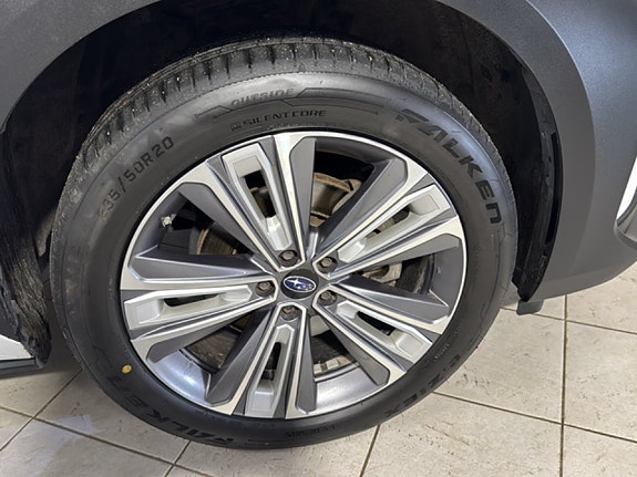 Subaru Solterra 14 of 16