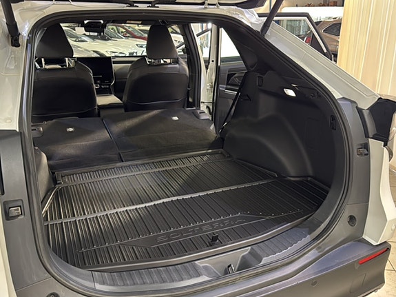 Subaru Solterra 15 of 16