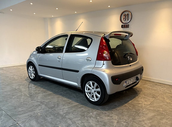 Peugeot 107 3 of 5
