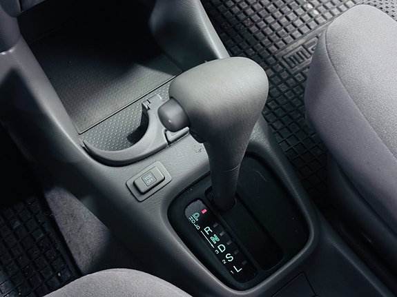 Mazda Premacy 11 of 15