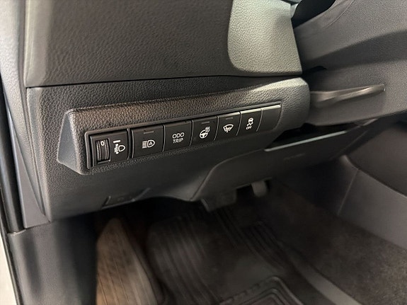 Toyota Corolla 16 of 23