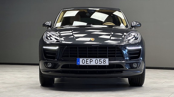 Porsche Macan 23 of 23