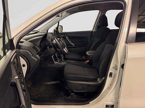 Subaru Forester 12 of 24