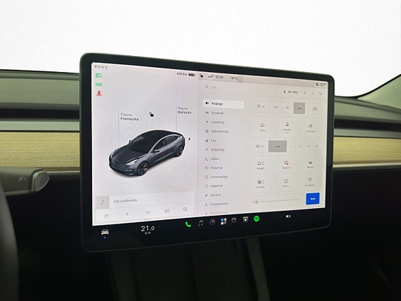 Tesla Model 3 19 of 30