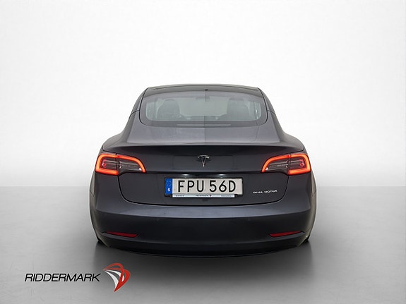 Tesla Model 3 8 of 30